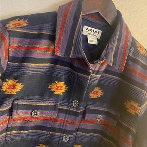 Ariat REAL Women’s Aztec/Southwest Shacket Shirt Jacket with Quilted Lining S/P
